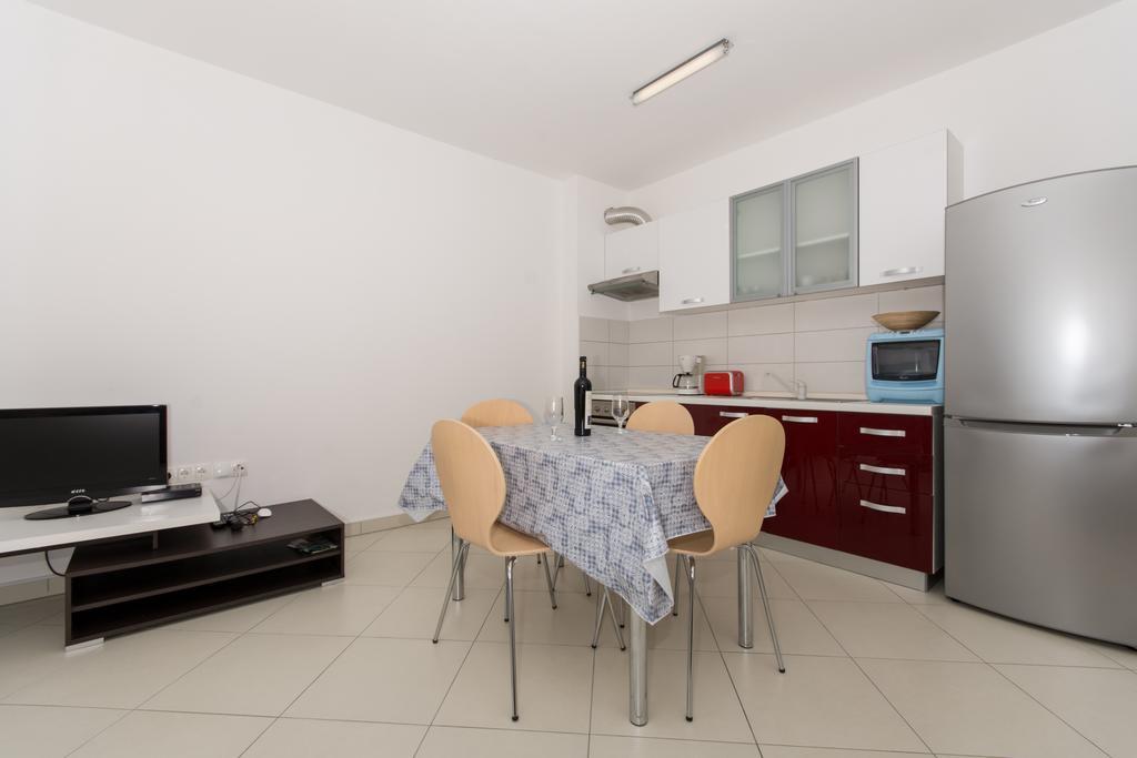 Apartment Lara Iva Τρογκίρ Εξωτερικό φωτογραφία